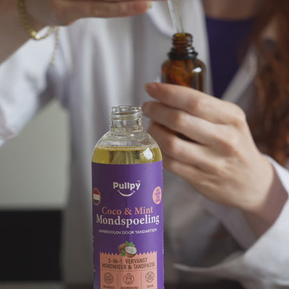 SINGLE Mundspülung Coco-Mint Oil Pulling mit 8 ätherischen Ölen und den Vitaminen D3, E und K2 | Verabschieden Sie sich von Zahnbelag, Mundgeruch und empfindlichem Zahnfleisch.